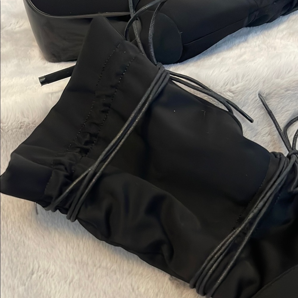Sleek Black Heeled Boots with Stiletto Heel - Picture 4 of 4